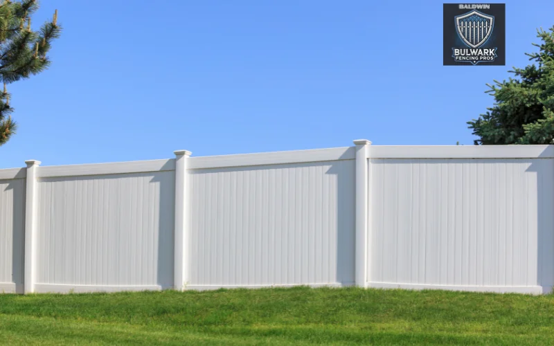 Vinyl Fence - Baldwin Bulwark Fencing Pros